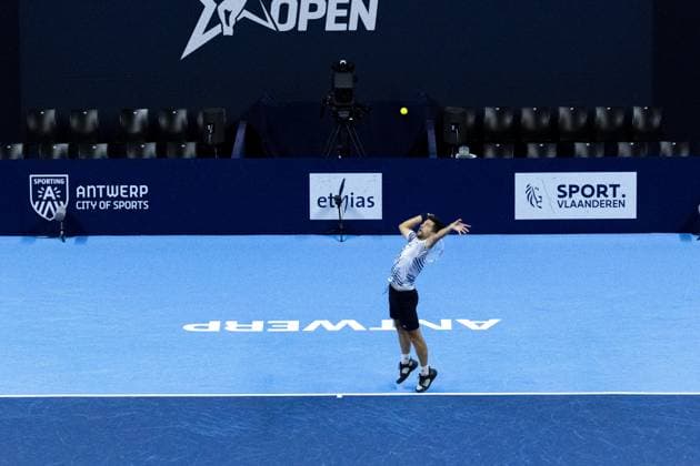 Dutch Sander Arends pictured in action during a tennis match in the semi finals of the doubles competition at the ATP, Tennis Herren European Open Tennis tournament in Antwerp, Friday 18 October 2024. WARDxVANDAEL  x102862433x