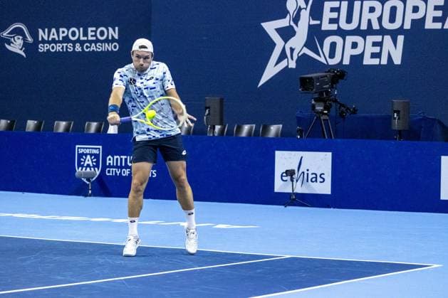 Austrian Lucas Miedler pictured in action during a tennis match in the semi finals of the doubles competition at the ATP, Tennis Herren European Open Tennis tournament in Antwerp, Friday 18 October 2024. WARDxVANDAEL  x102862456x