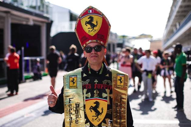 Scuderia Ferrari fan during the Formula 1 Pirelli United States Grand Prix 2024, 19th round of the 2024 Formula One World Championship, WM, Weltmeisterschaft from October 18 to 20, 2024 on the Circuit of the Americas, in Austin, United States of America - F1 - US GRAND PRIX 2024 DPPI Panoramic  241018_R19_USA_DP_EA013297