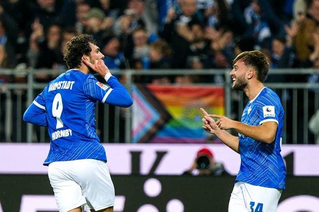 Fraser Hornby SV Darmstadt 98, 09 and Killian Corredor SV Darmstadt 98, 34 celebrate the goal for 1 0, GER, SV Darmstadt 98 vs 1 FC Koeln, Football, 2 Bundesliga, Matchday 9, Season 2024 2025, 18 10 2024 DFL REGULATIONS PROHIBIT ANY USE OF PHOTOGRAPHS as IMAGE SEQUENCES and or QUASI VIDEO GER, SV Darmstadt 98 vs 1 FC Koeln, Football, 2 Bundesliga, Matchday 9, Season 2024 2025, 18 10 2024 Darmsatdt Copyright: xEibner-Pressefoto FlorianxWieganx EP_FWD