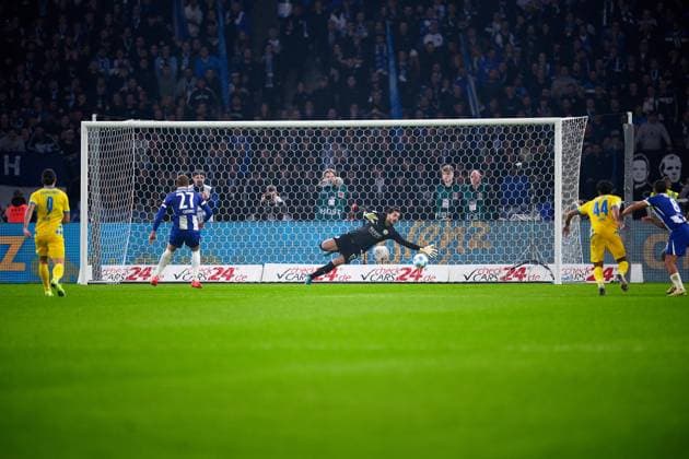Michael Cuisance Hertha BSC, 27 , 11m, Goal, 1 1, GER, Hertha BSC vs Eintracht Braunschweig, Soccer Men, 2 Bundesliga, Season 2024 2025, 09 Matchday, 18 10 2024 DFL REGULATIONS PROHIBIT ANY USE OF PHOTOGRAPHS AS IMAGE SEQUENCES AND OR QUASI VIDEO GER, Hertha BSC vs Eintracht Braunschweig, Soccer Men, 2 Bundesliga, Season 2024 2025, 09 Matchday, 18 10 2024 Berlin Copyright: xEibner-Pressefotox xClaudiusxRauchx EP_CRH