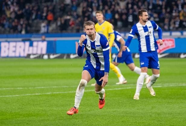 Soccer, Men, Season 2024 2025, 2 Bundesliga 9 Matchday , Hertha BSC Eintracht Braunschweig, Michael Cuisance Hertha BSC , Cheering after goal to 1 1, 18 10 2024, Copyright: xSebastianxRäppold MatthiasxKochx