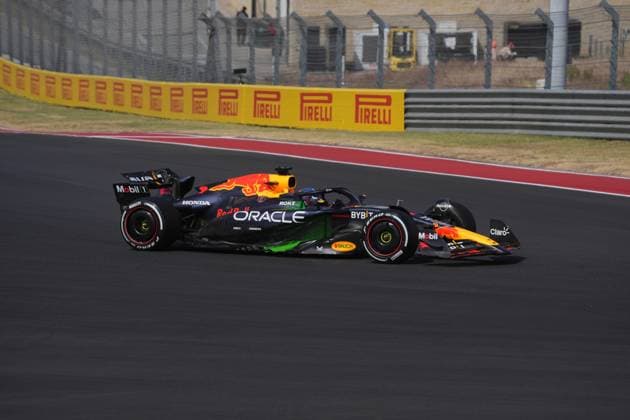 18 10 2024, Circuit of The Americas, Austin, FORMULA 1 PIRELLI UNITED STATES GRAND PRIX 2024 ,in picture Max Verstappen NLD , Oracle Red Bull Racing Photo by Hasan Bratic DeFodi Images not used in POL SRB CRO FRA GBR NED ITA USA Defodi 506 20241018 hbr 1087 Defodi-506 not used in POL SRB CRO FRA GBR NED ITA USA Steuer-Nr.: 30 807 6032 6;