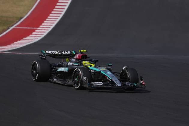 18 10 2024, Circuit of The Americas, Austin, FORMULA 1 PIRELLI UNITED STATES GRAND PRIX 2024 ,in the picture Lewis Hamilton GBR , Mercedes AMG Petronas Formula One Team Photo by Hasan Bratic DeFodi Images not used in POL SRB CRO FRA GBR NED ITA USA Defodi 506 20241018 hbr 1334 Defodi-506 not used in POL SRB CRO FRA GBR NED ITA USA Steuer-Nr.: 30 807 6032 6;