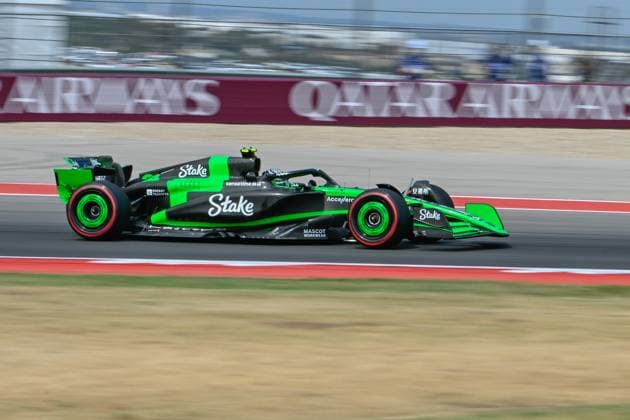 AUSTIN, TX - OCTOBER 18: Stake F1 Team Kick Sauber driver Guanyu Zhou (24) of China enters turn 6 during the first practice session of the Formula 1 Pirelli United States Grand Prix on October 18, 2024, at Circuit of The Americas in Austin, Texas. (Photo by Ken Murray Icon Sportswire) AUTO: OCT 18 F1 Pirelli United States Grand Prix EDITORIAL USE ONLY Icon241018067