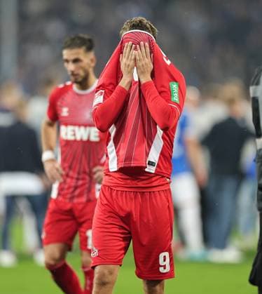 18 10 2024, xdcx, Soccer 2 Bundesliga, SV Darmstadt 98 1 FC Köln, emonline, emspor, despor, v l , Luca Waldschmidt 1 FC Köln enttaeuscht, enttaeuscht schauend, dissapointed, traurig, frustiert, frust, gefrustet DFL DFB REGULATIONS PROHIBIT ANY USE OF PHOTOGRAPHS AS IMAGE SEQUENCES AND OR QUASI VIDEO Copyright: HMBxMedia Claus