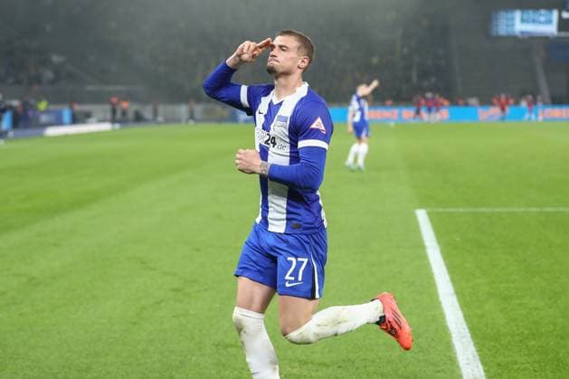 18 10 2024, xtgx, Soccer 2 Bundesliga, Hertha BSC Berlin Eintracht Braunschweig emspor, v l jubilation after the 1 1 by Michael Cuisance Hertha, 27 DFL DFB REGULATIONS PROHIBIT ANY USE OF PHOTOGRAPHS as IMAGE SEQUENCES and or QUASI VIDEO Berlin
