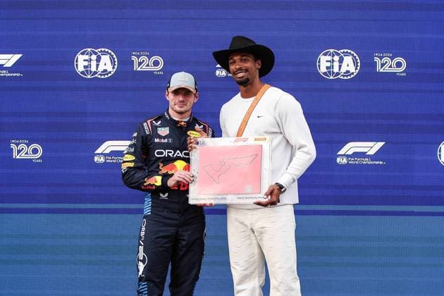 VERSTAPPEN Max (ned), Red Bull Racing RB20, portrait, sprint qualy celebration during the Formula 1 Pirelli United States Grand Prix 2024, 19th round of the 2024 Formula One World Championship, WM, Weltmeisterschaft from October 18 to 20, 2024 on the Circuit of the Americas, in Austin, United States of America - F1 - US GRAND PRIX 2024 DPPI Panoramic  241019_R19_USA_DP_EA015266