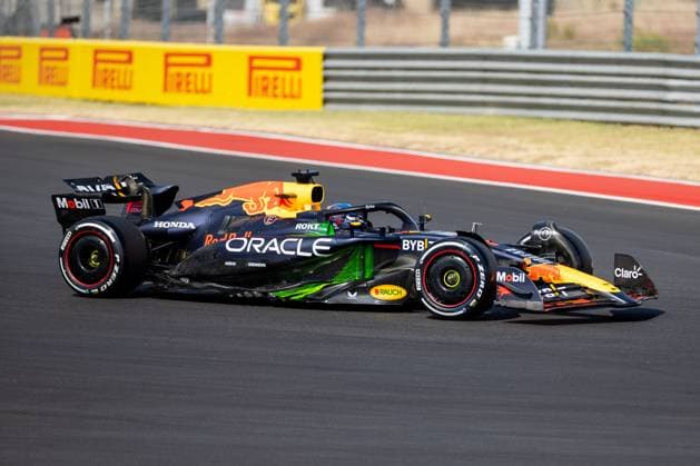 AUSTIN, TX - OCTOBER 18: Max Verstappen (1) of Netherlands and team Oracle Red Bull Racing drives during FP1 of the Formula 1 Pirelli United States Grand Prix on October 18, 2024 at the Circuit of The Americas in Austin, TX. (Photo by Bob Kupbens Icon Sportswire) AUTO: OCT 18 F1 Pirelli United States Grand Prix EDITORIAL USE ONLY Icon2410180841