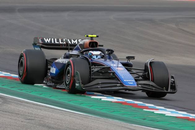 AUSTIN, TX - OCTOBER 18: Williams Racing driver Franco Calapinto (43) of Argentina speeds away from turn 19 during the Sprint qualifying session of the Formula 1 Pirelli United States Grand Prix on October 18, 2024, at Circuit of The Americas in Austin, Texas.(Photo by David Buono Icon Sportswire) AUTO: OCT 18 F1 Pirelli United States Grand Prix EDITORIAL USE ONLY Icon2410180581