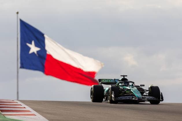 AUSTIN, TX - OCTOBER 18: Lance Stroll (18) of Canada and team Aston Martin Aramco F1 drives during Sprint Qualifying at the Formula 1 Pirelli United States Grand Prix on October 18, 2024 at the Circuit of The Americas in Austin, TX. (Photo by Bob Kupbens Icon Sportswire) AUTO: OCT 18 F1 Pirelli United States Grand Prix EDITORIAL USE ONLY Icon2410183201