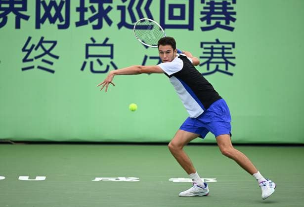 2024 ITF World Tennis Tour Junior Finals Chengdu , China Boys Group B Luca Preda ROU , Jangjun Kim KOR