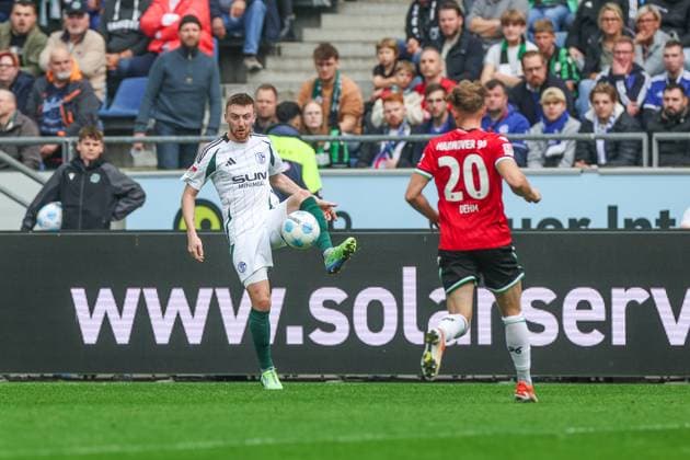 19 10 2024, Football, Season 2024 2025, 2 Bundesliga, Matchday 9, Hannover 96 FC Schalke 04, Tobias Mohr FC Schalke 04 Hannover Heinz von Heiden Arena Niedersachsen Germany xRHR PHOTO TRx Copyright: TimxRehbein RHR-FOTOx RHR-FOTO TR