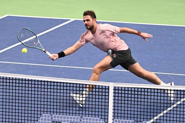 STOCKHOLM, SWEDEN 20241019 Stan Wawrinka, Switzerland, in the semi-final against Tommy Paul, USA, during the BNP Paribas Nordic Open tennis tournament at the Kungliga tennishallen STOCKHOLM SWEDEN x10090x  Copyright: xClaudioxBresciani TTx TENNIS NORDIC OPEN 2024 SEMIFINAL