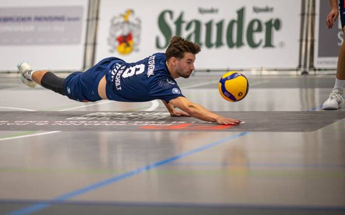 Volleyball, Season 2024 2025, 2 Bundesliga Nord, 19 10 2024, 4 Matchday, Men, TuB Bocholt blue vs Kieler TV red Ben Stoverink TuB Bocholt , Bocholt Sporthalle West Nordrhein Westfalen Germany 241019_vb_tub-bocholt_kieler-tv_33906