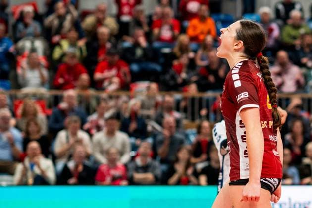 19 10 2024, Volleyball, Women, Volleyball Bundesliga, Season 2024 2025, SC Potsdam VfB Suhl LOTTO Thüringen In the picture from l Jenna Ewert SC Potsdam Potsdam MBS Arena Potsdam Brandenburg Germany