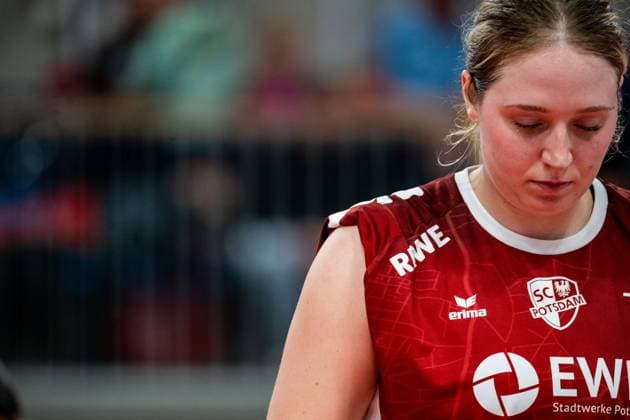 19 10 2024, Volleyball, Women, Volleyball Bundesliga, Season 2024 2025, SC Potsdam VfB Suhl LOTTO Thüringen In the picture from l Eleanor Holthaus SC Potsdam Potsdam MBS Arena Potsdam Brandenburg Germany