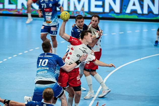 Throw Goal Elias Huber HBW Balingen Weilstetten, 07 GER, VfL Luebeck Schwartau vs HBW Balingen Weilstetten, Handball, 2 Bundesliga, Matchday 7, Season 2024 2025, 19 10 2024 GER, VfL Luebeck Schwartau vs HBW Balingen Weilstetten, Handball, 2 Bundesliga, Matchday 7, Season 2024 2025, 19 10 2024 Luebeck Copyright: xEibner-Pressefoto MarcelxvonxFehrnx EP_MFN