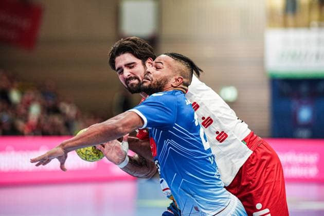 Max Santos HBW Balingen Weilstetten, 14 , Patrik Laengst VfL Luebeck Schwartau, 25 GER, VfL Luebeck Schwartau vs HBW Balingen Weilstetten, Handball, 2 Bundesliga, Matchday 7, Season 2024 2025, 19 10 2024 GER, VfL Luebeck Schwartau vs HBW Balingen Weilstetten, Handball, 2 Bundesliga, Matchday 7, Season 2024 2025, 19 10 2024 Luebeck Copyright: xEibner-Pressefoto MarcelxvonxFehrnx EP_MFN