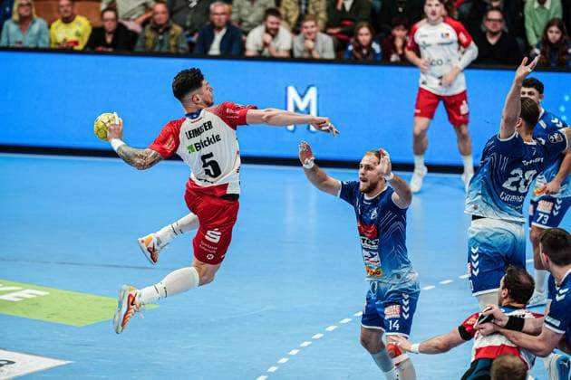 Throw Goal Csaba Leimeter HBW Balingen Weilstetten, 05 GER, VfL Luebeck Schwartau vs HBW Balingen Weilstetten, Handball, 2 Bundesliga, Matchday 7, Season 2024 2025, 19 10 2024 GER, VfL Luebeck Schwartau vs HBW Balingen Weilstetten, Handball, 2 Bundesliga, Matchday 7, Season 2024 2025, 19 10 2024 Luebeck Copyright: xEibner-Pressefoto MarcelxvonxFehrnx EP_MFN