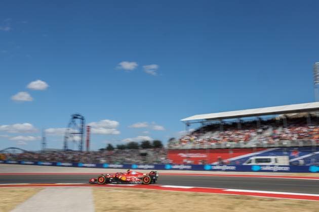 AUSTIN, TX - OCTOBER 19: Scuderia Ferrari driver Carlos Sainz (55) of Spain speeds through turn 19 during the Sprint Race of the Formula 1 Pirelli United States Grand Prix on October 19, 2024, at Circuit of The Americas in Austin, Texas. (Photo by David Buono Icon Sportswire) AUTO: OCT 19 F1 Pirelli United States Grand Prix EDITORIAL USE ONLY Icon2410191061
