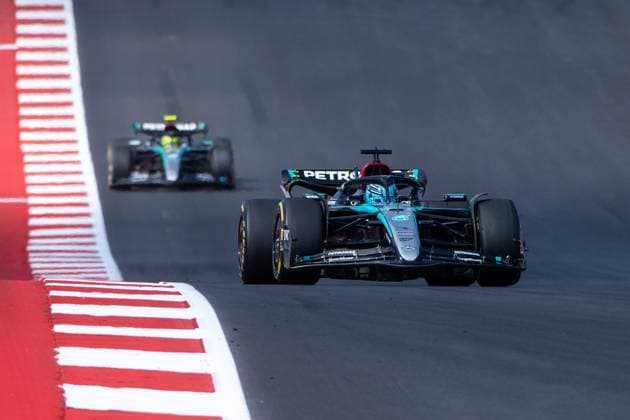George Russell Mercedes AMG Petronas Formula One Team, Great Britain, 63 in Mercedes AMG F1 W15 E Performance ahead of Lewis Hamilton Mercedes AMG Petronas Formula One Team, Great Britain, 44 , USA, Formula 1 World Championship, Pirelli Grand Prix of the United States of America, Circuit of the Americas Austin, Sprint Race, 19 10 2024 USA, Formula 1 World Championship, Pirelli Grand Prix of the United States of America, Circuit of the Americas Austin, Sprint Race, 19 10 2024 Austin Copyright: xEibner-Pressefoto Memmlerx EP_MMR