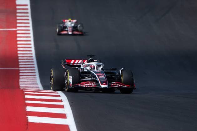 Kevin Magnussen MoneyGram Haas F1 Team, Denmark, 20 in Haas VF 24 ahead of Nico Huelkenberg MoneyGram Haas F1 Team, Germany, 27 , USA, Formula 1 World Championship, Pirelli Grand Prix of the United States of America, Circuit of the Americas Austin, Sprint Race, 19 10 2024 USA, Formula 1 World Championship, Pirelli Grand Prix of the United States of America, Circuit of the Americas Austin, Sprint Race, 19 10 2024 Austin Copyright: xEibner-Pressefoto Memmlerx EP_MMR