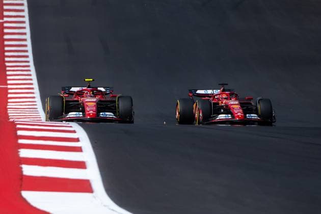Carlos Sainz Scuderia Ferrari HP, Spain, 55 in Ferrari SF 24 ahead of Charles Leclerc Scuderia Ferrari HP, Monaco, 16 , USA, Formula 1 World Championship, Pirelli Grand Prix of the United States of America, Circuit of the Americas Austin, Sprint Race, 19 10 2024 USA, Formula 1 World Championship, Pirelli Grand Prix of the United States of America, Circuit of the Americas Austin, Sprint Race, 19 10 2024 Austin Copyright: xEibner-Pressefoto Memmlerx EP_MMR