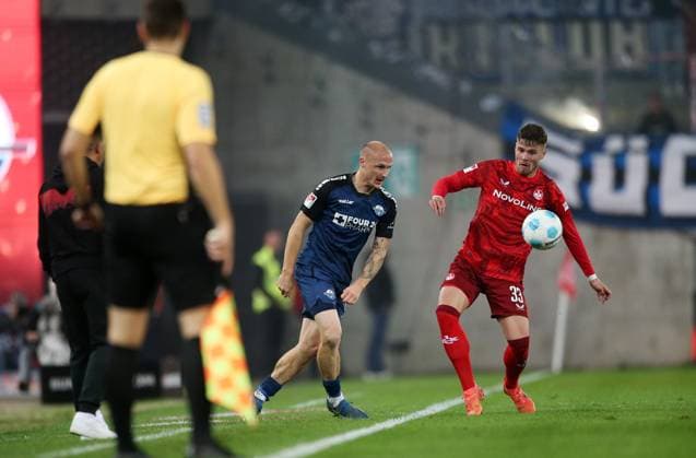 Sven Michel 11, Paderborn , Jan Elvedi 33, FC Kaiserslautern 19 10 2024, Football, 2 Bundesliga, FC Kaiserslautern SC Paderborn 07, 9 Matchday, Season 2024 25, Fritz Walter Stadion, Kaiserslautern, Germany, zmdz, DFB DFL regulations prohibit any use of photographs as image sequences and or quasi video FC Kaiserslautern SC Paderborn 07