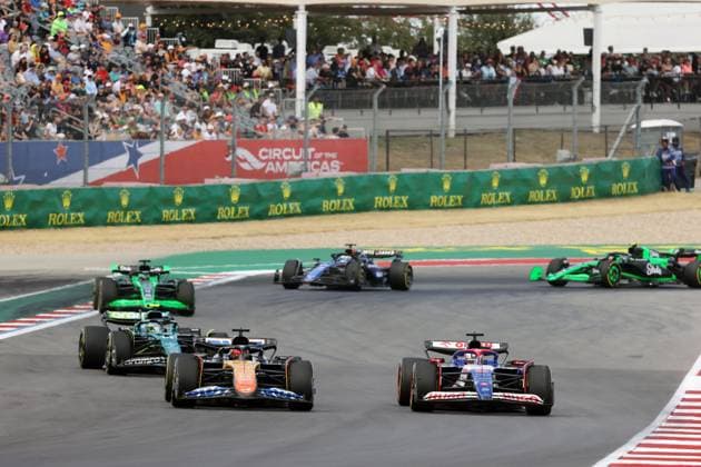 Estaban Ocon FRA 31 Alpine alongside Liam Lawson NZL VCARB01 , Formula 1 Pirelli Grand Prix, FIA F1 World Championship, Circuit of America, Austin Texas, 19 10 2024, USA, Sprint Race