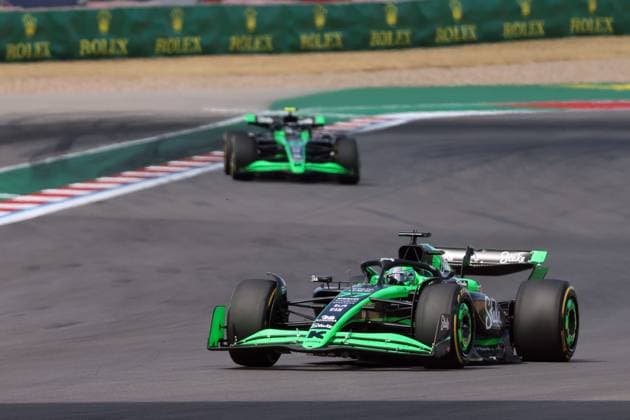 Valtteri Bottas FIN 77 and Zhou Guanyu CHN 24 Sauber C44, Stake F1 Team Kick Sauber, Formula 1 Pirelli Grand Prix, FIA F1 World Championship, Circuit of America, Austin Texas, 19 10 2024, USA, Sprint Race