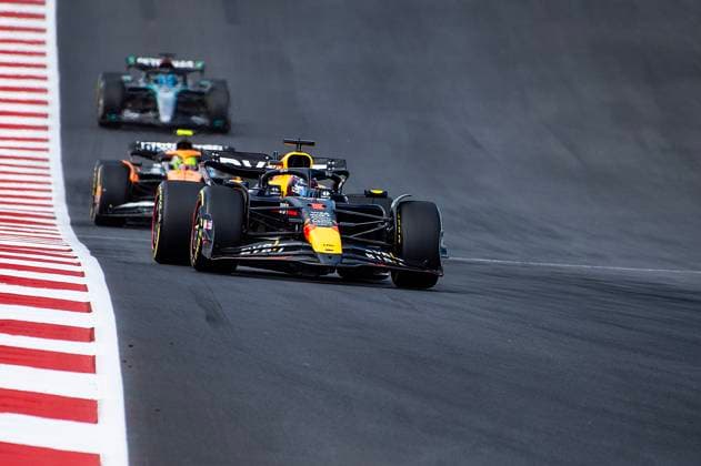Formula One 2024: Formula 1 Pirelli United States Grand Prix OCT 19 October 19, 2024: Max Verstappen (1) with Oracle Red Bull Racing in action Sprint Race at the Formula 1 Pirelli United States Grand Prix, Circuit of the Americas. Austin, Texas. Mario Cantu CSM(Credit Image: Mario Cantu Cal Media) Austin Texas United States of America EDITORIAL USE ONLY Copyright: xx ZUMA-20241019_faf_c04_012.jpg MarioxCantux csmphotothree308010