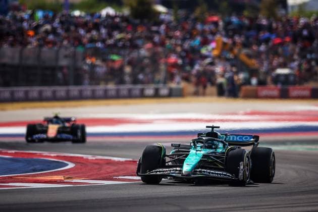 18 STROLL Lance (can), Aston Martin F1 Team AMR24, action during the Formula 1 Pirelli United States Grand Prix 2024, 19th round of the 2024 Formula One World Championship, WM, Weltmeisterschaft from October 18 to 20, 2024 on the Circuit of the Americas, in Austin, United States of America - F1 - US GRAND PRIX 2024 DPPI Panoramic  241019_R19_USA_DP_EA028016