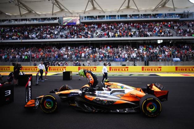 04 NORRIS Lando (gbr), McLaren F1 Team MCL38, action during the Formula 1 Pirelli United States Grand Prix 2024, 19th round of the 2024 Formula One World Championship, WM, Weltmeisterschaft from October 18 to 20, 2024 on the Circuit of the Americas, in Austin, United States of America - F1 - US GRAND PRIX 2024 DPPI Panoramic  241019_R19_USA_DP_EA028483