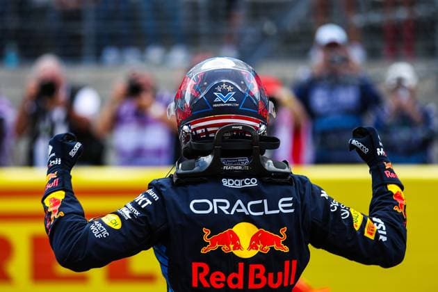 Sport Bilder des Tages VERSTAPPEN Max (ned), Red Bull Racing RB20, portrait during the Formula 1 Pirelli United States Grand Prix 2024, 19th round of the 2024 Formula One World Championship, WM, Weltmeisterschaft from October 18 to 20, 2024 on the Circuit of the Americas, in Austin, United States of America - F1 - US GRAND PRIX 2024 DPPI Panoramic  241019_R19_USA_DP_EA017593