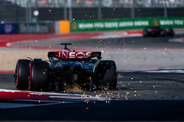 George Russell Mercedes AMG Petronas Formula One Team, Great Britain, 63 in Mercedes AMG F1 W15 E Performance with flying sparks, USA, Formula 1 World Championship, Pirelli Grand Prix of the United States of America, Circuit of the Americas Austin, Qualifying, 19 10 2024 USA, Formula 1 World Championship, Pirelli Grand Prix of the United States of America, Circuit of the Americas Austin, Qualifying, 19 10 2024 Austin Copyright: xEibner-Pressefoto Memmlerx EP_MMR