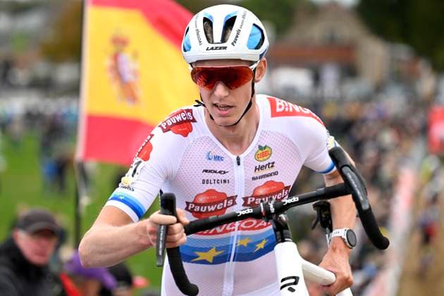 2024 Superprestige Cyclocross Ruddervoorde RUDDERVOORDE, BELGIUM - OCTOBER 20 : Vanthourenhout Michael (BEL) of Pauwels Sauzen - Bingoal in action during the 1st leg of the men elite 2024 - 2025 Telenet Superprestige cyclocross race of Ruddervoorde on October 20, 2024 in Ruddervoorde, Belgium, 20 10 2024 Ruddervoorde Belgium  Copyright: xNicoxVereeckenx