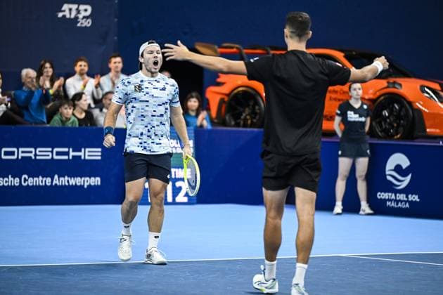 a tennis match in the finals of the doubles competition at the ATP, Tennis Herren European Open Tennis tournament in Antwerp, Sunday 20 October 2024. TOM GOYVAERTS TomxGoyvaerts  x103096620x