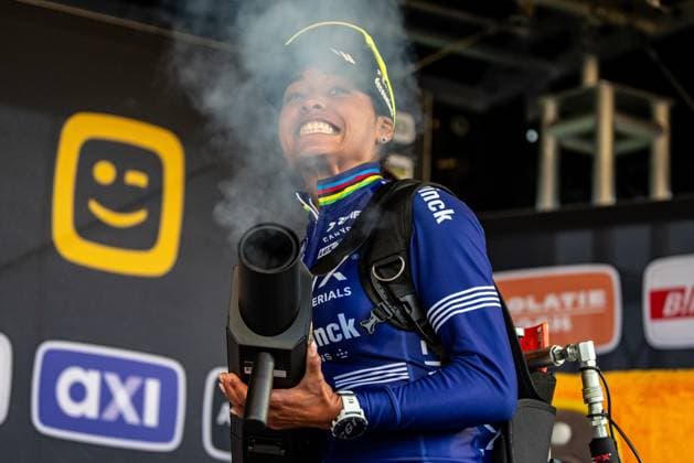 Dutch Ceylin Del Carmen Alvarado celebrates on the podium after winning the women elite race of the Cyclocross Ruddervoorde, Sunday 20 October 2024 in Oostkamp, the first stage of the Superprestige cyclocross cycling competition. KURTxDESPLENTER  x103109023x