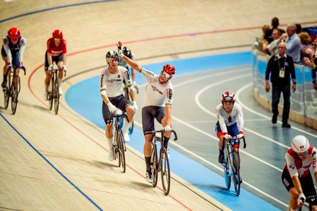 241020 Roger Kluge of Germany celebrates after Mens Madison during day 5 of the 2024 UCI Tissot Track Cycling World Championships on October 20, 2024 in Ballerup Photo Christian Örnberg BILDBYRAN COP 166 CO0482 cykling cycling sykling cykel vm cykel2024 uci tissot track cycling world championships wc 2024 uci tissot track cycling world championships 5 bbeng grappa33  Copyright: CHRISTIANxÖRNBERG BB241020CO097