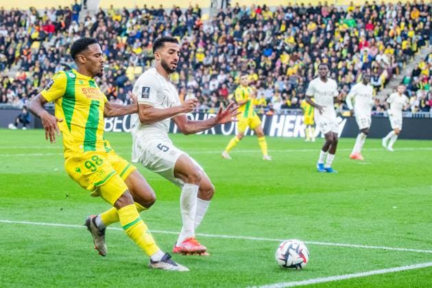 Kelvin Amian (FC NANTES) Mohamed Abdelmonem (OGC Nice) FOOTBALL : FC Nantes vs OGC Nice - Ligue 1 - Journée 8 - 20 10 2024 BaptisteAutissier Panoramic 
