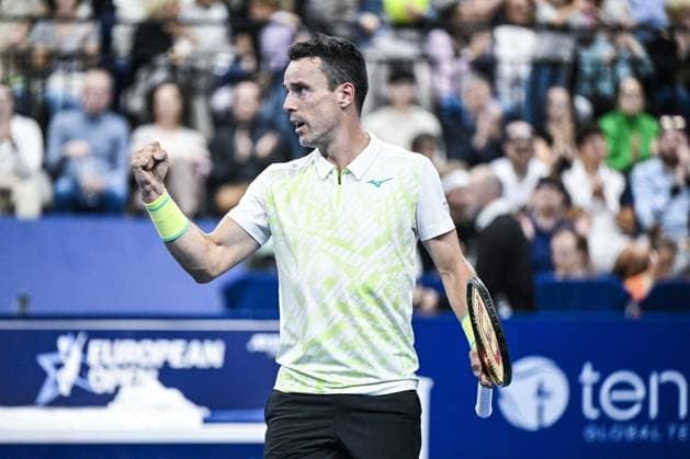 Spanish Roberto Bautista-Agut celebrates after winning a tennis match in the finals of the singles competition at the ATP, Tennis Herren European Open Tennis tournament in Antwerp, Sunday 20 October 2024. TOM GOYVAERTS TomxGoyvaerts  x103117860x