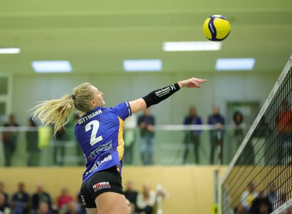 Germany Bad Soden 20 10 2024 Volleyball Hesse 2 Bundesliga South Women Season 2024 2025 20 10 2024 TG Bad Soden blue BSP MTV Stuttgart org v l Fiona Dittmann Bad Soden Nr 2 Sport TG Bad Soden BSP MTV Stuttgart