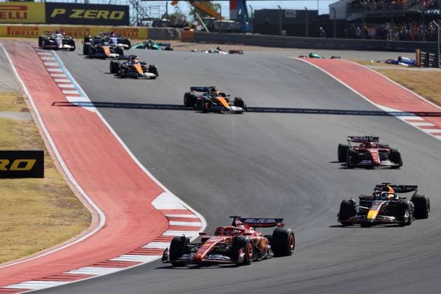 Charles Leckerc MON Ferrari SF 24 16 wins ahead of Max Verstappen NED Red Bull RB20, Carlos Saizn ESP Ferrari, Race, Formula 1 Pirelli Grand Prix, FIA F1 World Championship, Circuit of America, Austin Texas, 20 10 2024, USA