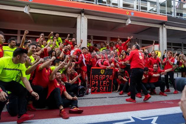 Charles Leclerc Scuderia Ferrari HP, Monaco, 16 , Carlos Sainz Scuderia Ferrari HP, Spain, 55 , Frederic Vasseur Scuderia Ferrari HP, team principal and team celebrate victory and second place in the paddock with champagne, USA, Formula 1 World Championship, Pirelli Grand Prix of the United States of America, Circuit of the Americas Austin, Race, 20 10 2024 USA, Formula 1 World Championship, Pirelli Grand Prix of the United States of America, Circuit of the Americas Austin, Race, 20 10 2024 Austin Copyright: xEibner-Pressefoto Memmlerx EP_MMR