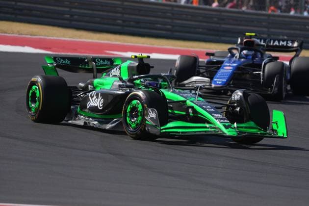 FORMULA 1 PIRELLI UNITED STATES GRAND PRIX 2024 20 10 2024, Circuit of The Americas, Austin, FORMULA 1 PIRELLI UNITED STATES GRAND PRIX 2024 ,pictured Zhou Guanyu CHN , Stake F1 Team Kick Sauber, Franco Colapinto ARG , Williams Racing nordphotoxGmbHx xBratic nph00250