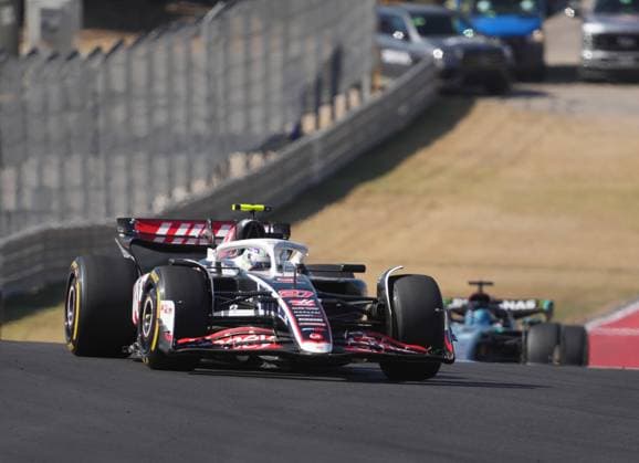 20 10 2024, Circuit of The Americas, Austin, FORMULA 1 PIRELLI UNITED STATES GRAND PRIX 2024 ,in picture Nico Hülkenberg DEU , MoneyGram Haas F1 Team Photo by Hasan Bratic DeFodi Images not used in POL SRB CRO FRA GBR NED ITA USA Defodi 506 20241020 hbr 1789 Defodi-506 not used in POL SRB CRO FRA GBR NED ITA USA