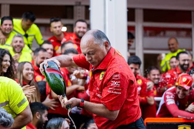 Frederic Vasseur Scuderia Ferrari HP, Team Principal and Team celebrate victory and 2nd place, USA, Formula 1 World Championship, Pirelli Grand Prix of the United States of America, Circuit of the Americas Austin, Race, 20 10 2024 USA, Formula 1 World Championship, Pirelli Grand Prix of the United States of America, Circuit of the Americas Austin, Race, 20 10 2024 Austin Copyright: xEibner-Pressefoto Memmlerx EP_MMR