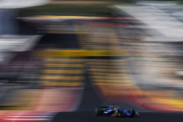 23 ALBON Alexander (tha), Williams Racing FW45, action during the Formula 1 Pirelli United States Grand Prix 2024, 19th round of the 2024 Formula One World Championship, WM, Weltmeisterschaft from October 18 to 20, 2024 on the Circuit of the Americas, in Austin, United States of America - F1 - US GRAND PRIX 2024 DPPI Panoramic  241020_R19_USA_DP_EA011499