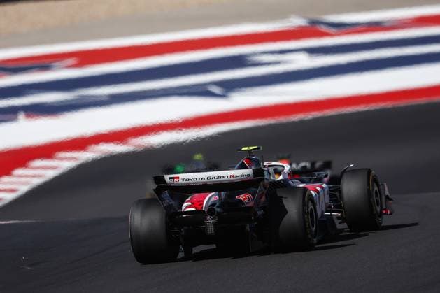 27 HULKENBERG Nico (ger), Haas F1 Team VF-24 Ferrari, action during the Formula 1 Pirelli United States Grand Prix 2024, 19th round of the 2024 Formula One World Championship, WM, Weltmeisterschaft from October 18 to 20, 2024 on the Circuit of the Americas, in Austin, United States of America - F1 - US GRAND PRIX 2024 DPPI Panoramic  241020_R19_USA_DP_EA021648